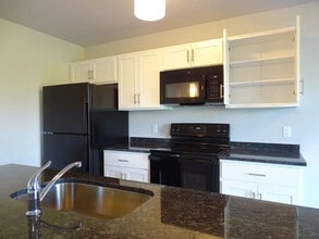 37 Cobblestone Ct in Stevens, PA - Building Photo - Building Photo