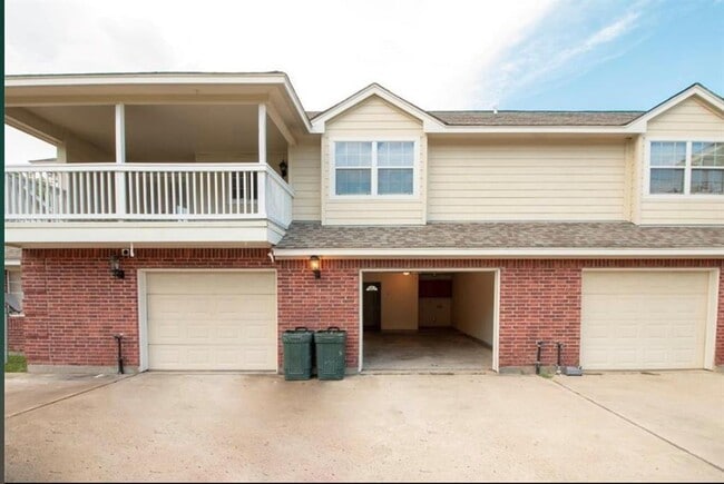 property at 1253 Lovett St