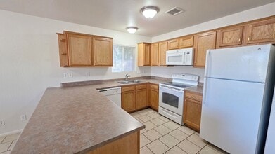 436 S 3rd St in Camp Verde, AZ - Foto de edificio - Building Photo