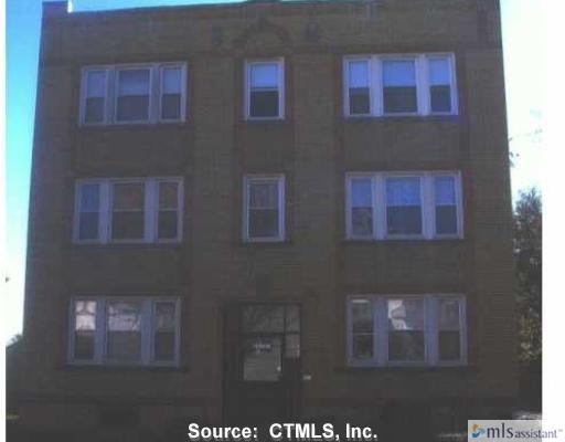 29 Douglas St in Hartford, CT - Building Photo - Building Photo