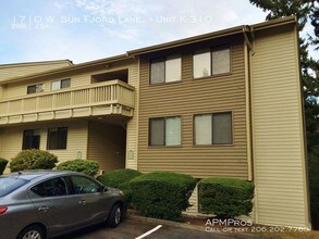 1710 W Sunn Fjord Ln-Unit -Unit K-310 in Bremerton, WA - Foto de edificio - Building Photo