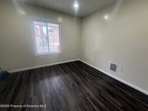216 Horton St in Wilkes-Barre, PA - Building Photo - Building Photo