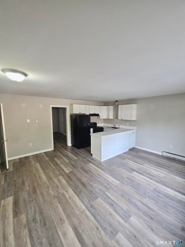 6 Peggy Ln in East Lyme, CT - Building Photo - Building Photo