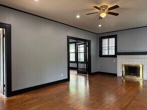 2301 W 17th St in Little Rock, AR - Foto de edificio - Building Photo