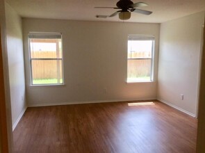 9334 Delicado Dr in Humble, TX - Building Photo - Building Photo