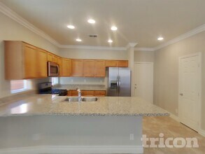 6046 W Traviata Ave in Las Vegas, NV - Building Photo - Building Photo