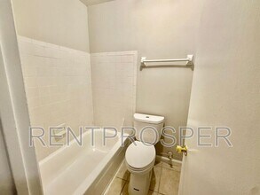 4267 S Semoran Blvd in Orlando, FL - Building Photo - Building Photo