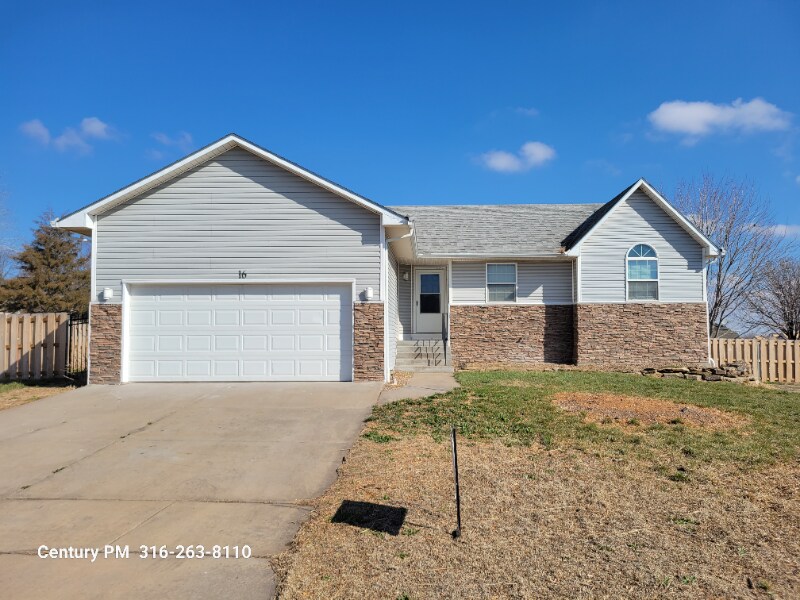 16 Cedar Pointe Ct Photo