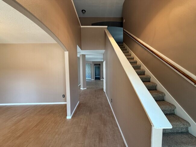 2211 Cambridge Dale Ct in Katy, TX - Foto de edificio - Building Photo