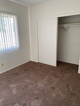 Park Mesa Apartments in Lomita, CA - Foto de edificio - Building Photo