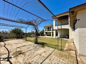 617 Cowbird Cove Court in Laredo, TX - Building Photo - Building Photo