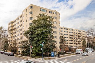4600 Connecticut Ave NW in Washington, DC - Building Photo
