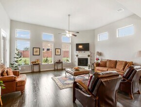 5231 Pickford Grove Ln in Sugar Land, TX - Building Photo - Building Photo