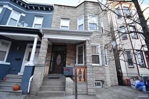 228 Maple St in Weehawken, NJ - Building Photo