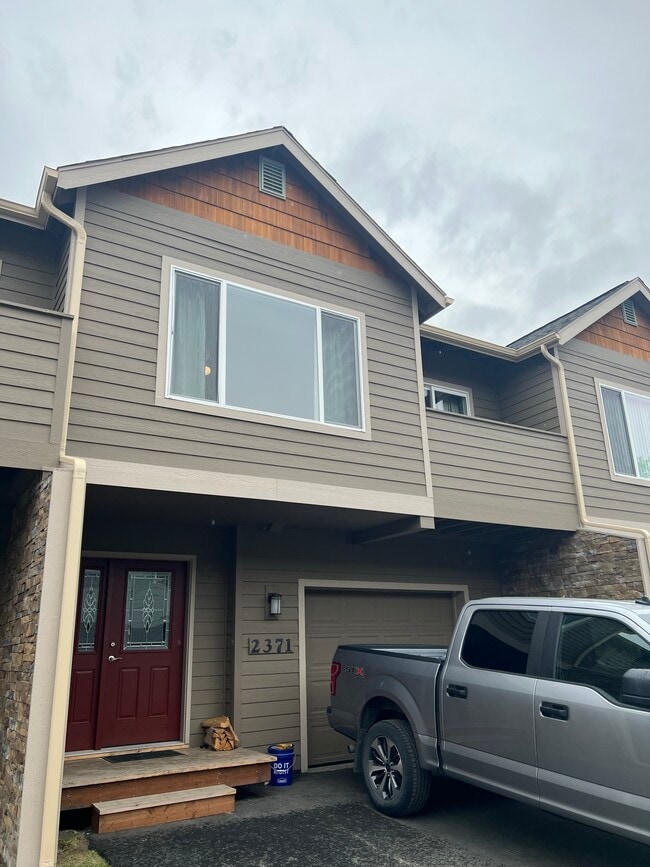2371 Irontree Pl in Anchorage, AK - Building Photo - Building Photo