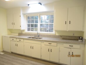 107 Curtiswood Ave in Sumter, SC - Building Photo - Building Photo