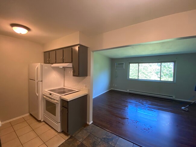 1875 Michigan Ave, Unit Wildwood in Marysville, MI - Building Photo - Building Photo
