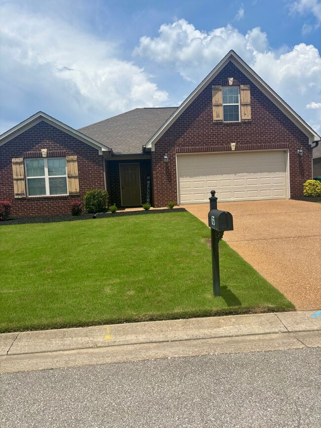 65 Birch Hollow Ln in Jackson, TN - Building Photo - Building Photo