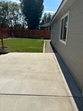 1139 S June Dr in Moses Lake, WA - Building Photo - Building Photo