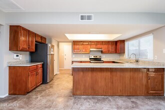 10213 N 51st Dr in Glendale, AZ - Building Photo - Building Photo