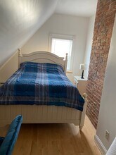 57 Harvest St, Unit 3 in Boston, MA - Foto de edificio - Building Photo