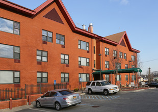 Apex II in Westbury, NY - Building Photo - Building Photo