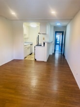 11905 Avon Way in Los Angeles, CA - Foto de edificio - Building Photo