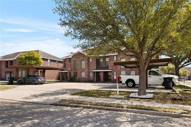 213 S 49th St in McAllen, TX - Building Photo - Building Photo
