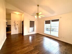 13222 Pebblewalk Cir N in Houston, TX - Building Photo