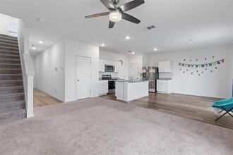 19502 Caymus Dr in Pflugerville, TX - Building Photo - Building Photo