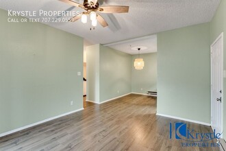 1201 Glen Cove Pkwy in Vallejo, CA - Building Photo - Building Photo