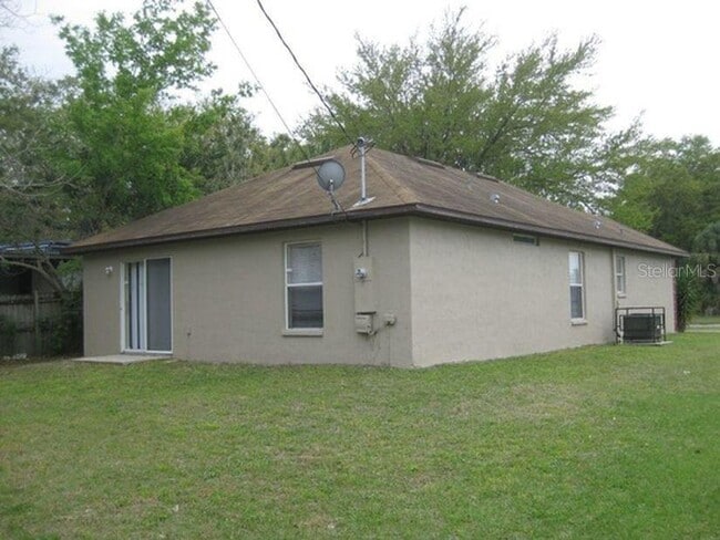 501 Cypress Ave in Sanford, FL - Building Photo - Building Photo