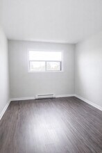 105 Mausser Av in Kitchener, ON - Building Photo - Building Photo