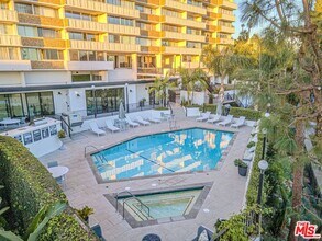 8787 Shoreham Dr, Unit 508/509 in West Hollywood, CA - Building Photo - Building Photo