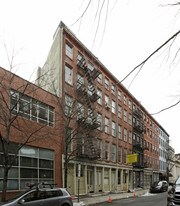 121-125 N 3rd St in Philadelphia, PA - Building Photo