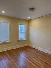 2494 Hazelwood St in Detroit, MI - Foto de edificio - Building Photo
