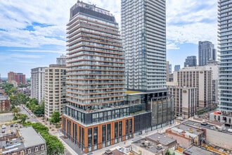 Teahouse Condiminiums in Toronto, ON - Building Photo - Building Photo