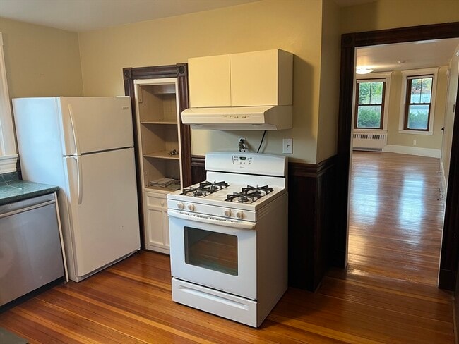 24-26 Marshall St in Medford, MA - Building Photo - Building Photo