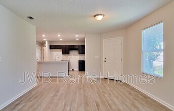 2107 Baldwin St in Jacksonville, FL - Building Photo - Building Photo