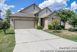 9815 Catell in Boerne, TX - Building Photo
