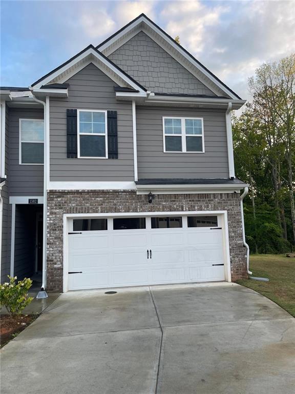 property at 1562 Gray Br Ct