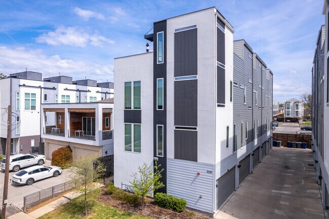 2026-2030 N Prairie Ave in Dallas, TX - Building Photo - Building Photo