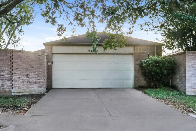 7406 San Simeon Dr