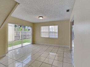 3401 Kapot Terrace in Miramar, FL - Building Photo - Building Photo