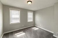 6 N Decker Ave photo'