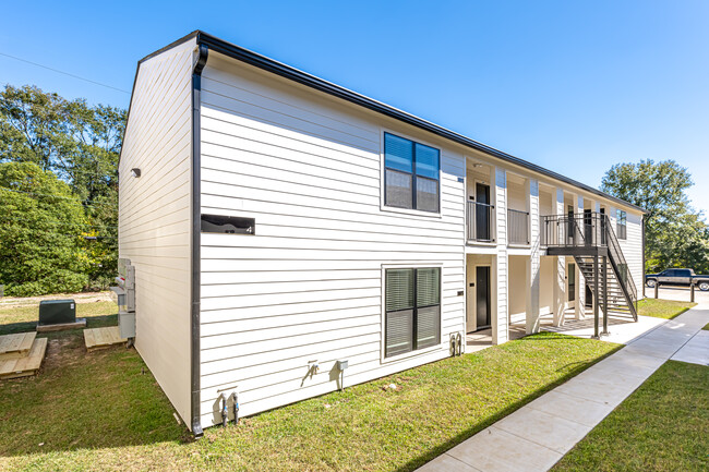 Zurqui on Mohican in Baton Rouge, LA - Foto de edificio - Building Photo