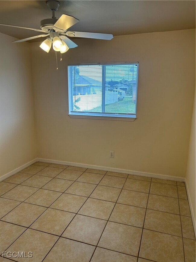 property at 5130 26th St SW