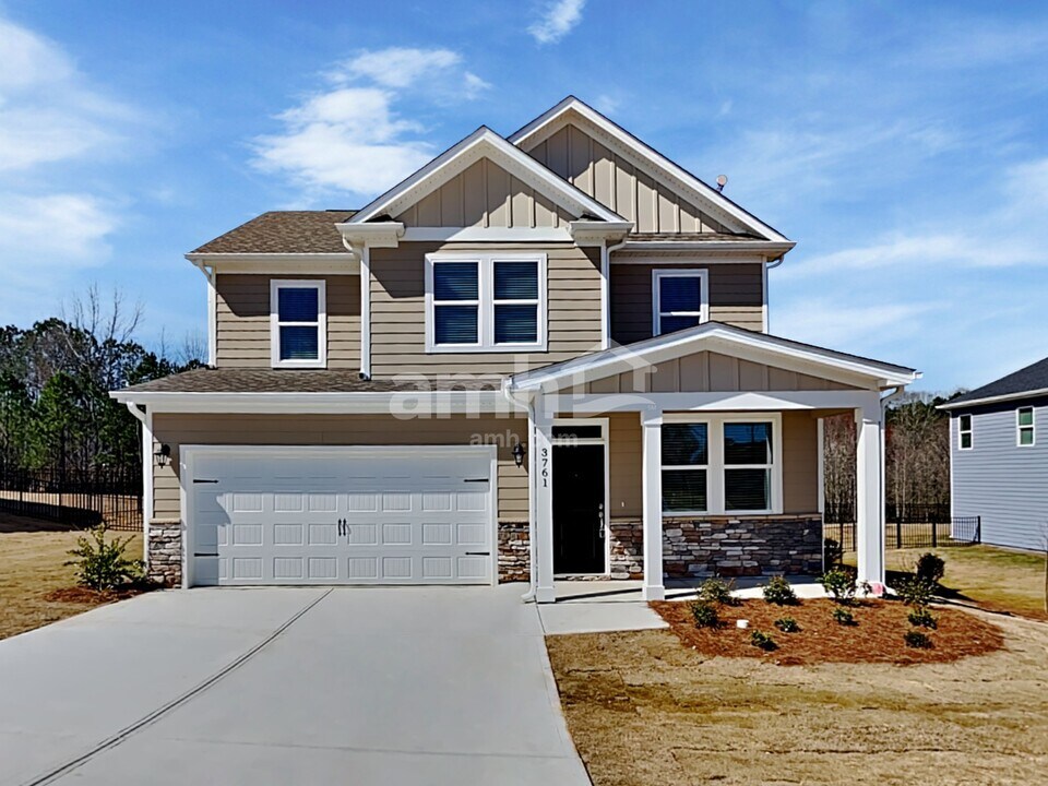 3761 Blackshear Pl in Douglasville, GA - Building Photo