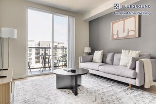 18004 Midvale Ave N in Shoreline, WA - Building Photo