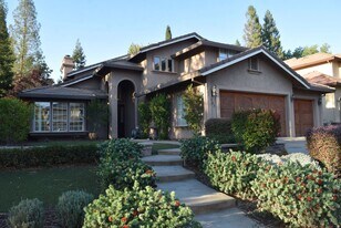 303 Ironwood Cir in Roseville, CA - Building Photo